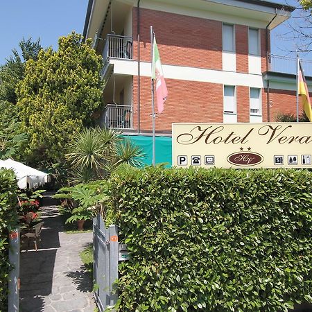 Hotel Vera Marina di Massa Exterior photo